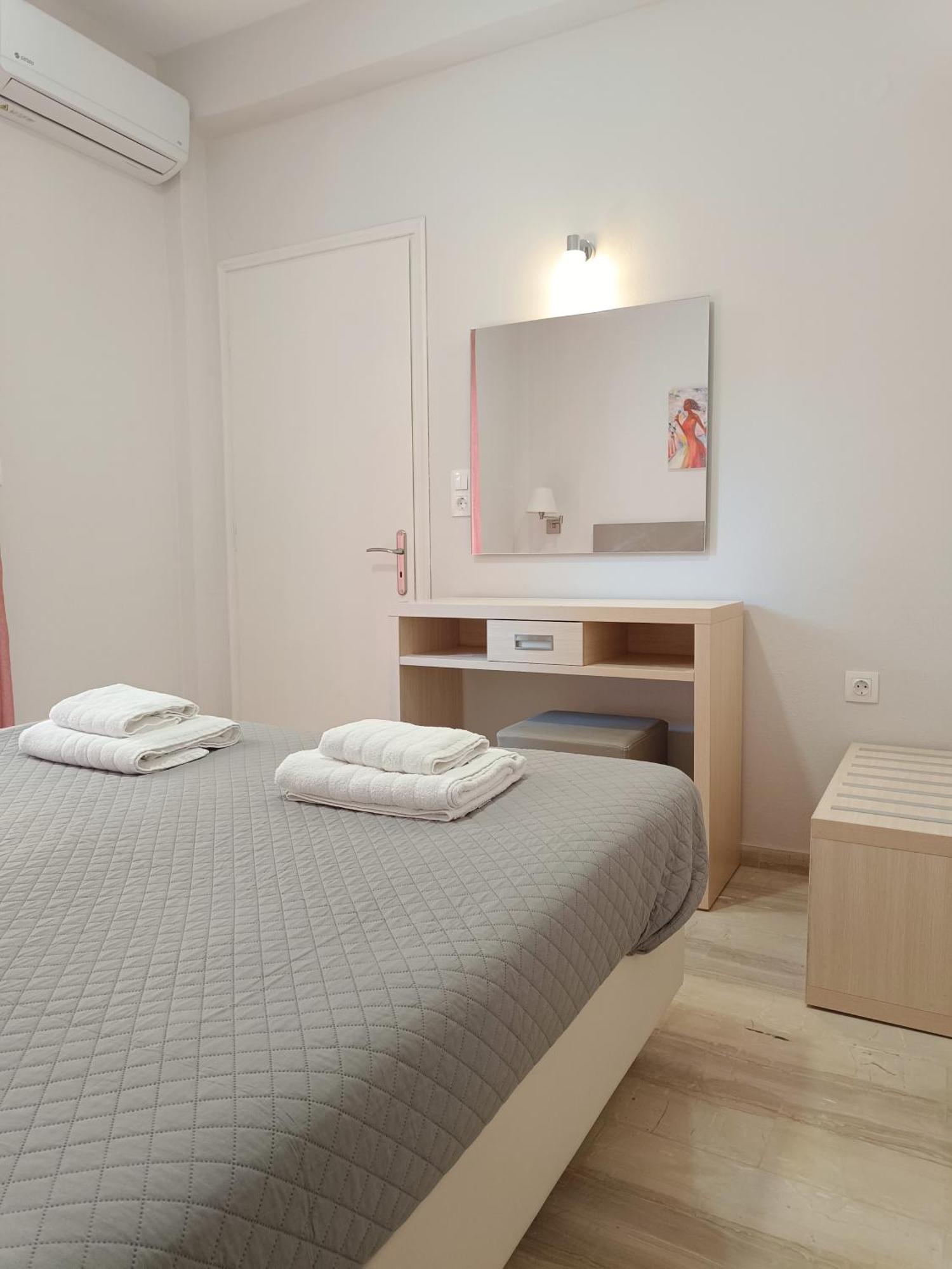 Dora'S Apartments Kávos Eksteriør bilde