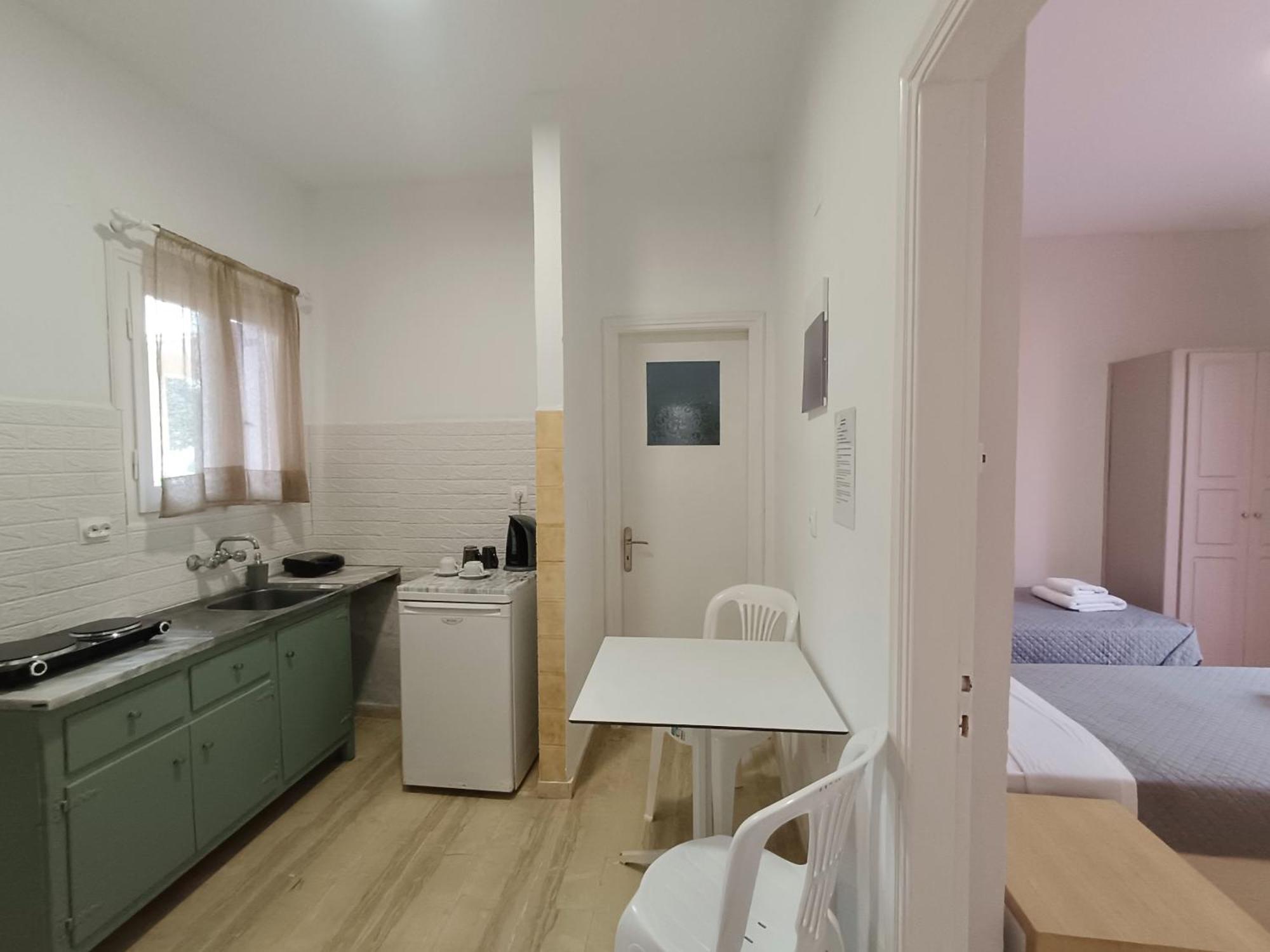 Dora'S Apartments Kávos Eksteriør bilde